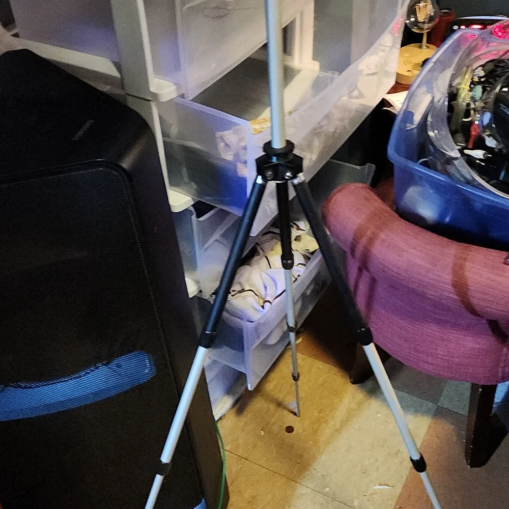 Star D camera tripod